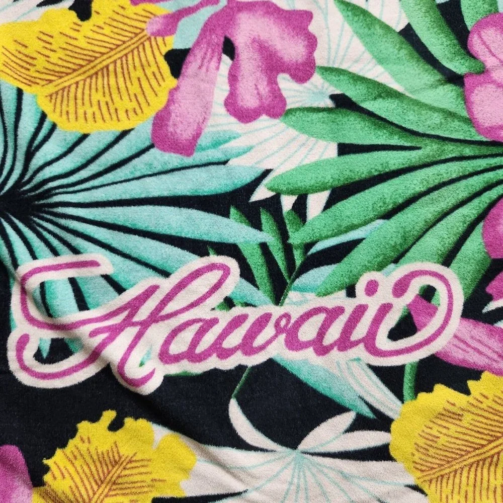 Vintage Hawaii Tropical Leaf Pink Floral Large Beach Towel 67.5” X 40”